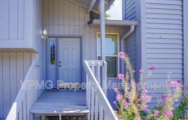 2007 SE PARK CREST AVE