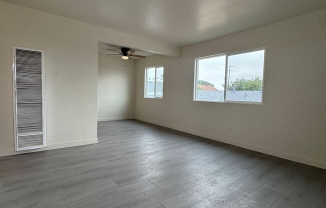 3540 & 3540 1/2 6th St