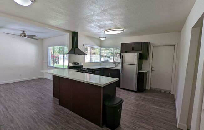 3 beds, 2 baths, 1,327 sqft, $2,100, Unit 143