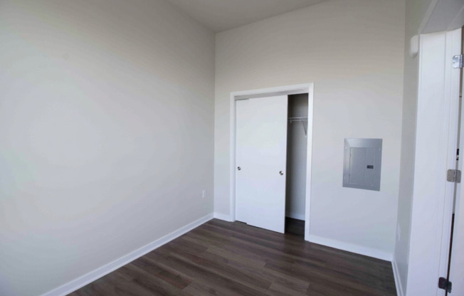 2 beds, 1 bath, 983 sqft, $3,250, Unit 513