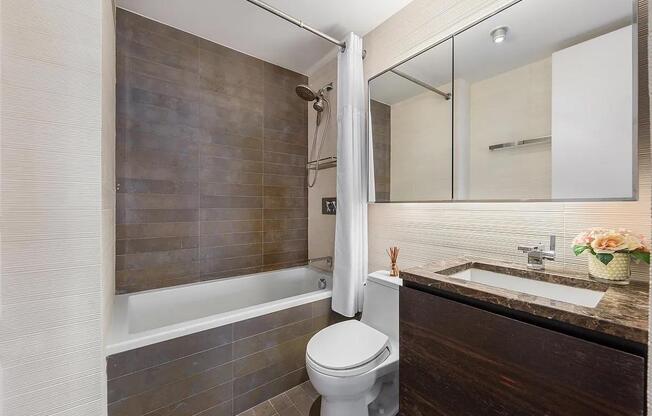 3 beds, 2.5 baths, 1,883 sqft, $17,000, Unit 35D