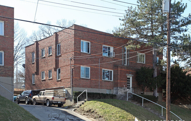 5206 MONTGOMERY RD