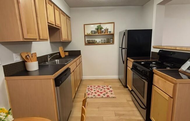 1 bed, 1 bath, 720 sqft, $1,229, Unit BOU-211