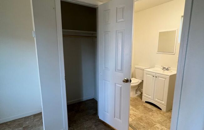 Studio, 1 bath, $950