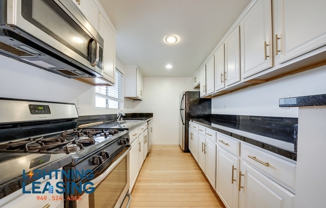 1033 3rd Street