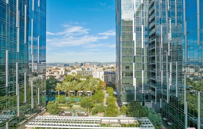1 bed, 1 bath, 823 sqft, $3,700, Unit 4102
