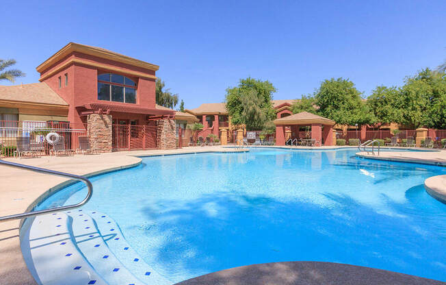 Large Pool at San Lucas Apartments, Arizona