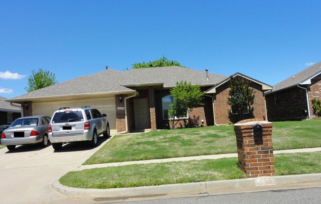 3 bedroom 2 bath home close to campus