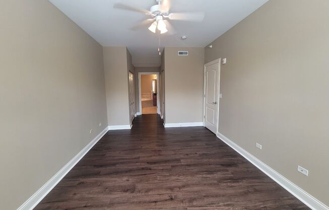 2 beds, 2 baths, 1,351 sqft, $2,300, Unit 518
