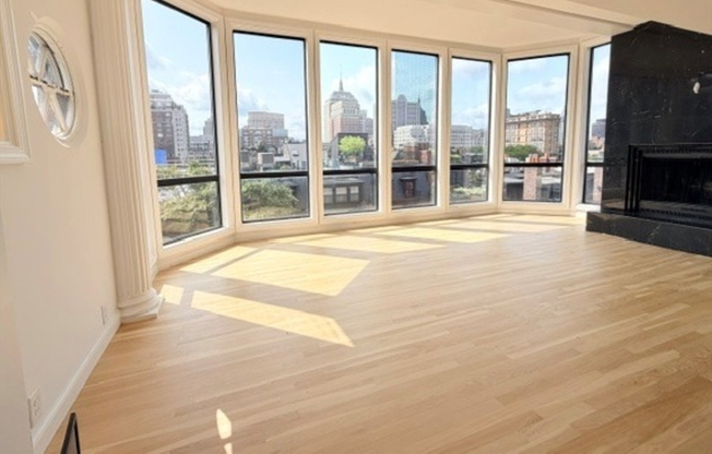 2 beds, 3 baths, $6,300, Unit PHR