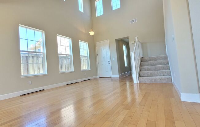 Spacious & Bright 4BR/3BA Available For Rent in San Bruno