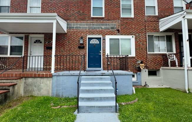 Charming 3 Bedroom/2 Bathroom Apartment in Greektown, MD!