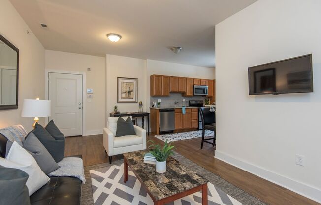 3 beds, 3 baths, 876 sqft, $1,463, Unit Unit 07