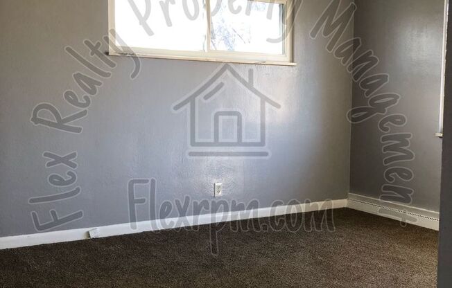 3 beds, 1 bath, $1,200