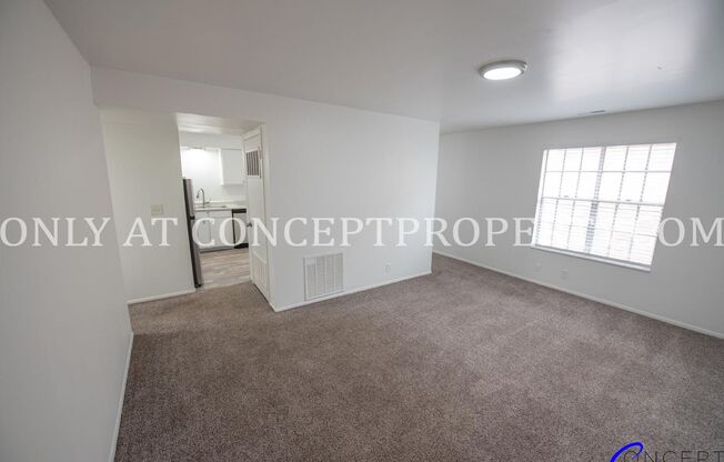 2 beds, 1 bath, 920 sqft, $1,249, Unit 32
