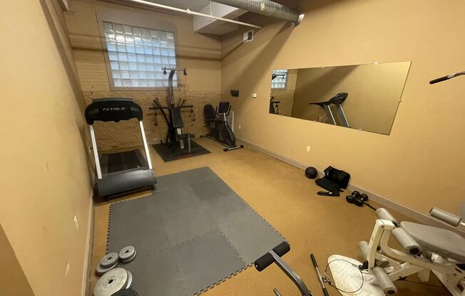 1 bed, 1 bath, 588 sqft, $1,125, Unit Apt 304