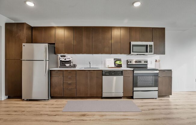 Studio, 1 bath, 648 sqft, $1,649, Unit 233-208