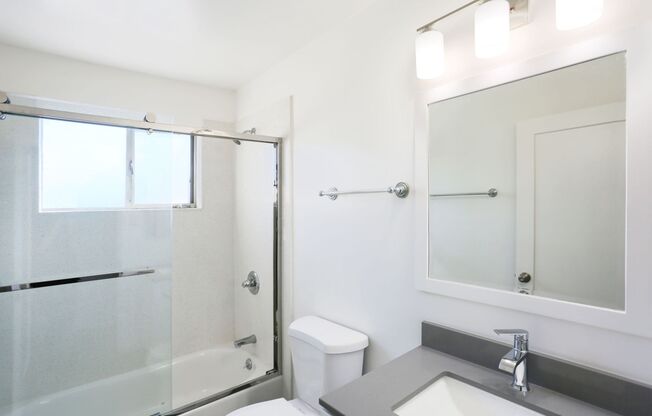 1 bed, 1 bath, $2,095