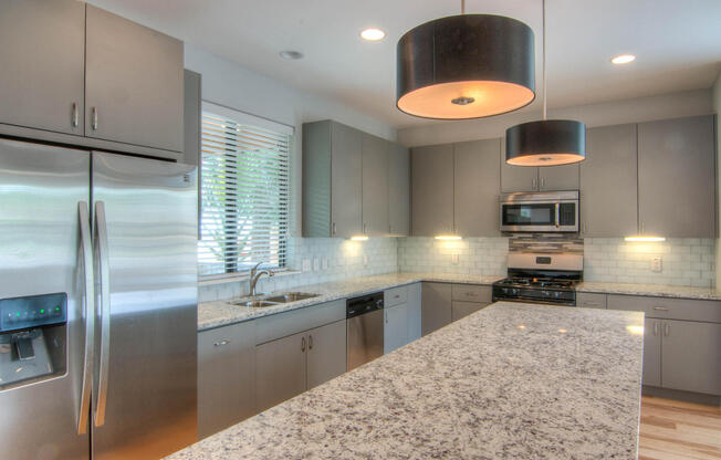 UT PRE-LEASE: North Campus house, 2014 construction, custom kitchen, across from the UT Red River Shuttle