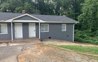 Move-in ready 1 Story Duplex located in the Greenwood Park Subdivision!