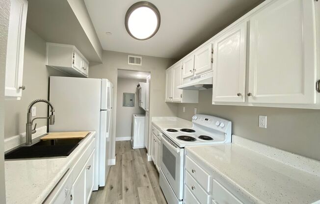 1 bed, 1 bath, 648 sqft, $2,236, Unit 10-106