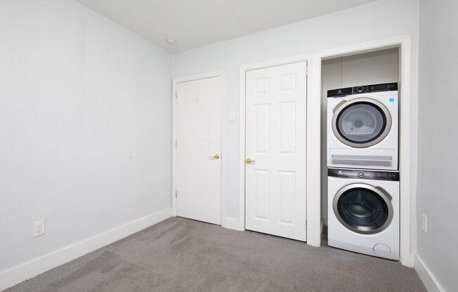 In-unit Washer/Dryer