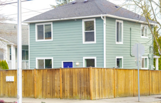 1550 17th Ave S Triplex