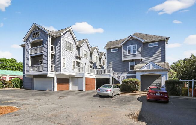 3-Story Townhome in Historic Fourth Ward – Uptown Living
