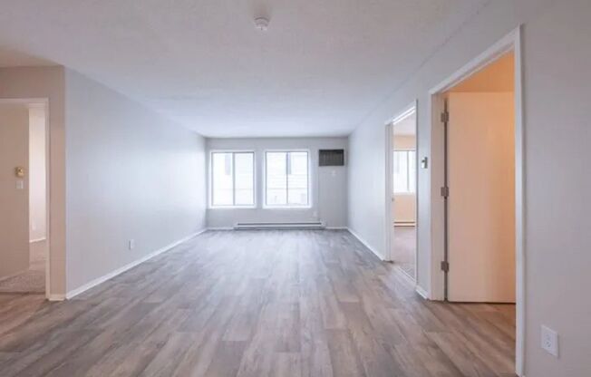 2 beds, 1 bath, 693 sqft, $885, Unit 3012