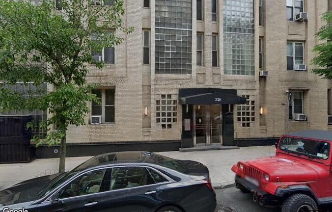 330 E 58 ST