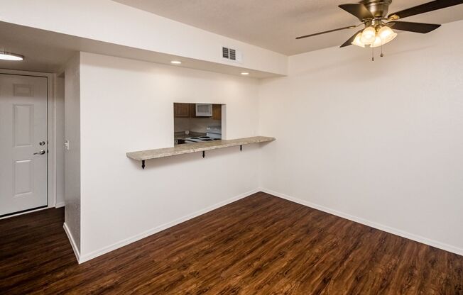 2 beds, 2 baths, $1,300, Unit D