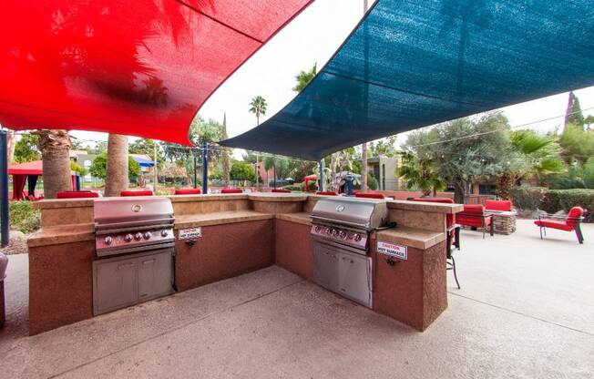 Community BBQ Area at Mission Palms Apartments in Tucson, AZ