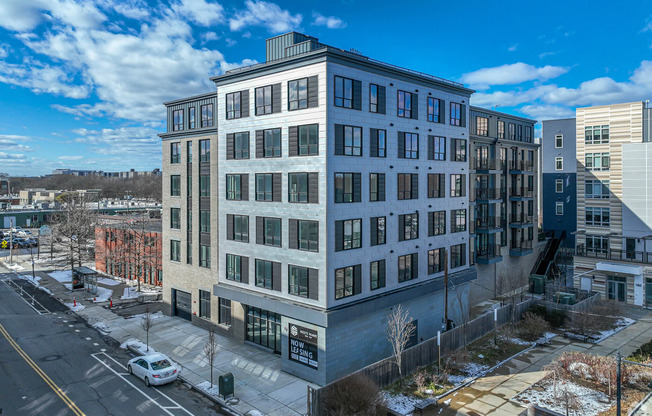 365 WESTERN AVE