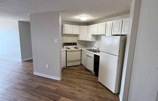 2 beds, 1 bath, 710 sqft, $1,450, Unit # 910