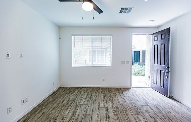 3 beds, 2.5 baths, $1,852