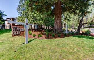 Commons at Redwood Creek Apartments