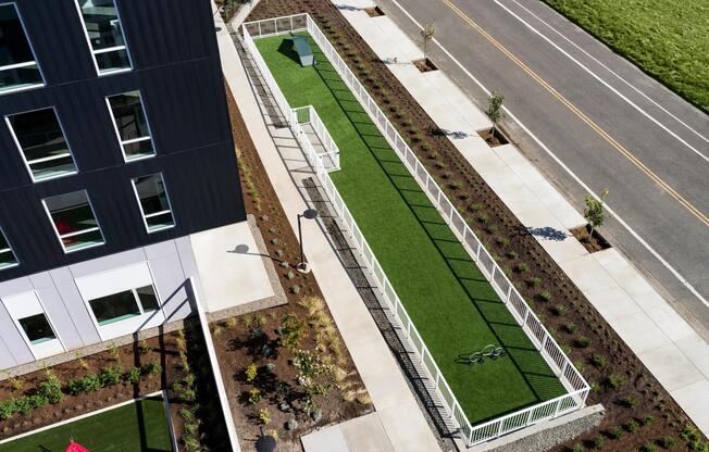 Our pet-friendly community features a pet spa and on-site pet park—because your furry friends deserve luxury, too.