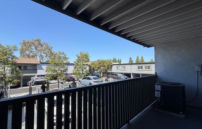 2 beds, 2 baths, 980 sqft, $3,165, Unit 819-16