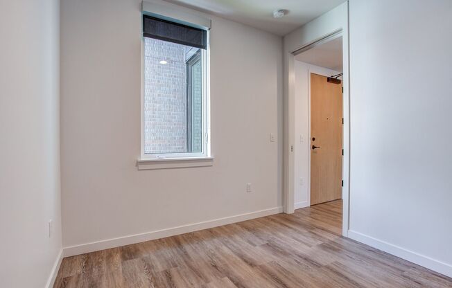 1 bed, 1 bath, 580 sqft, $1,495, Unit 305