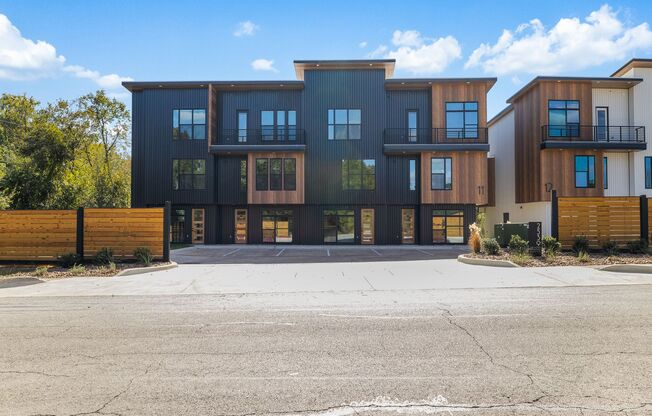 BRAND NEW 4 Bed/4 Bath Townhome Available for August Pre-Lease!