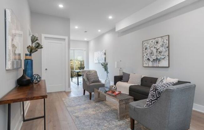 1 bed, 1 bath, $1,450, Unit 302