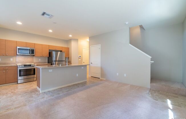 Available for move in June 2!  4-bedroom, 2.5-bath, 2-car garage in Seabridge at Ewa Gentry