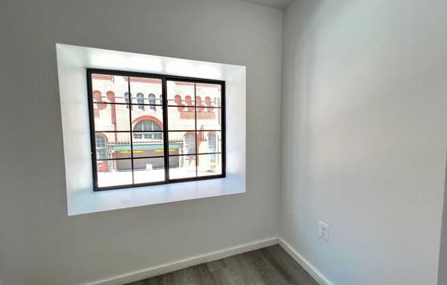 1 bed, 1 bath, 545 sqft, $1,560, Unit 212