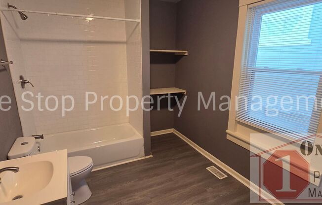 2 beds, 2 baths, $1,250