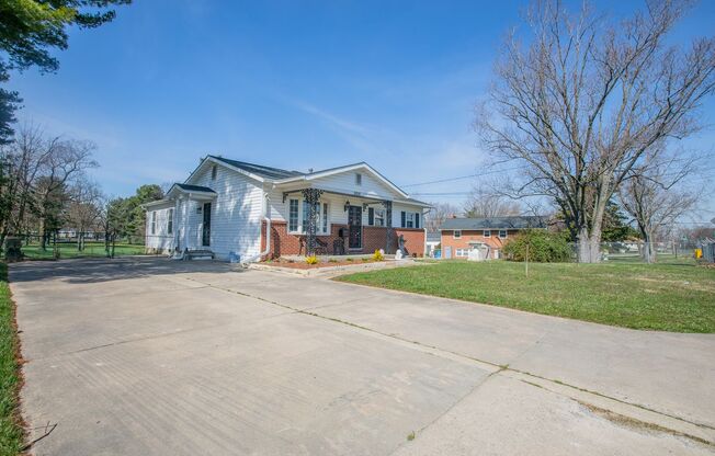 Stunning 3 BR/2 BA Single-Family Home in Baltimore!