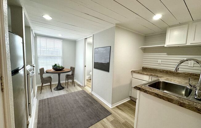 1506 Hurley