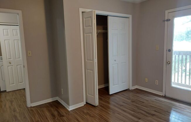 1 bed, 1 bath, 530 sqft, $825, Unit 360 AA14