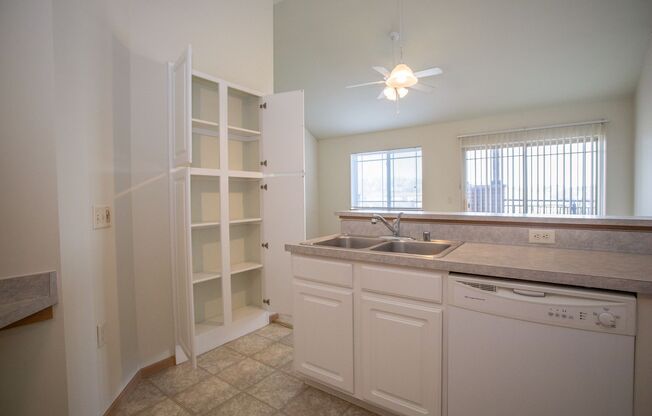 Studio, 1 bath, 502 sqft, $1,330, Unit 290-207