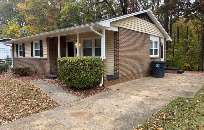 Charming 3-Bedroom Home in Winston-Salem!