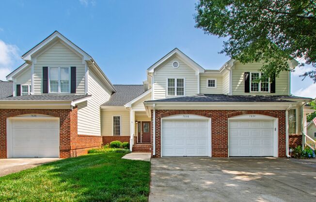 Lovely 3-Bedroom Townhome in Fantastic Raleigh Location!
